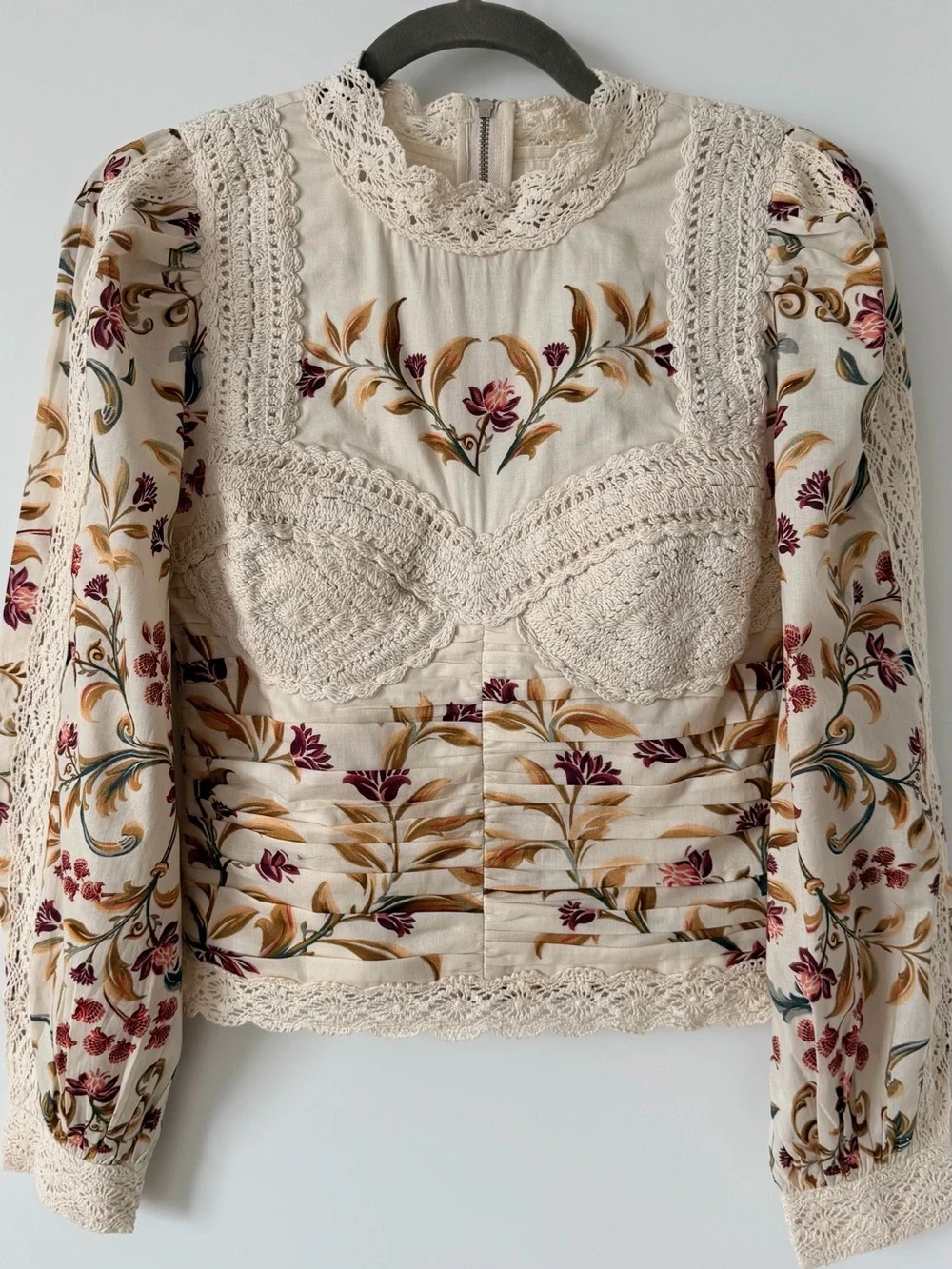 FARM RIO Cream Floral CROCHET Blouse